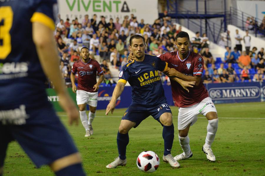 El conjunto vinícola acaba con la racha de victorias del UCAM con un disparo lejano de Gregori en los minutos finales del partido.