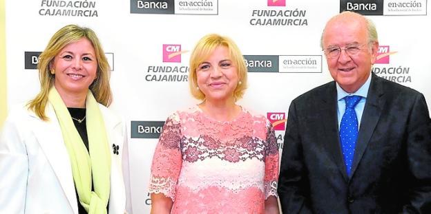 Olga García, Violante Tomás y Carlos Egea. 