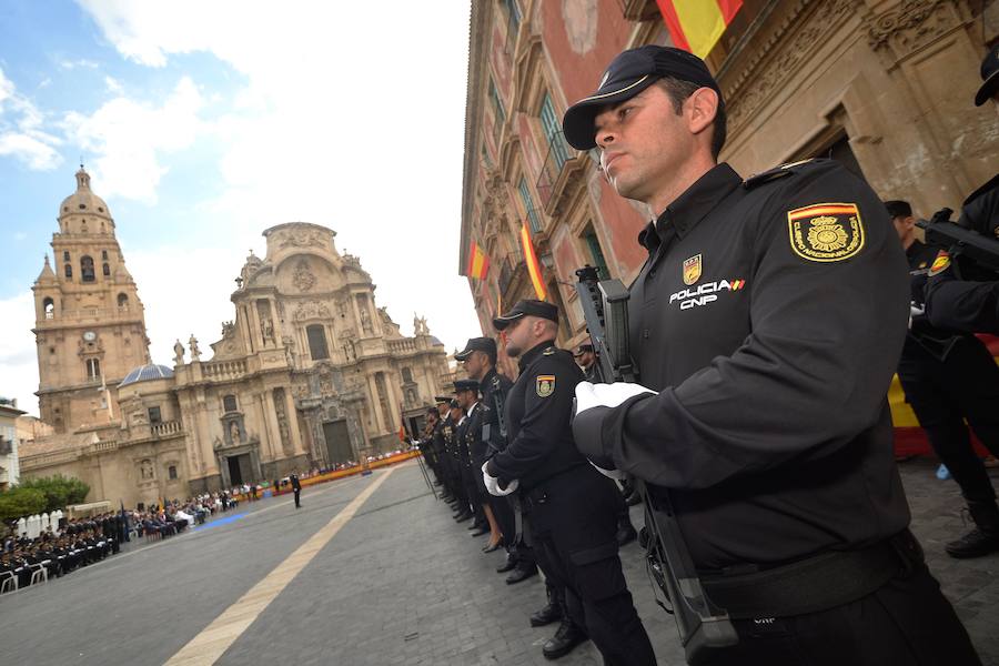 La Policía celebra su día en la plaza de Cardenal Belluga de Murcia