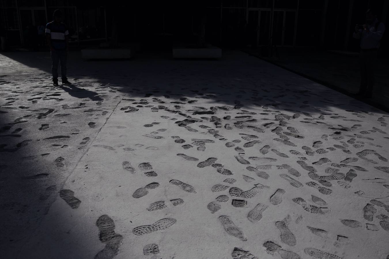 Víctimas de la represión estudiantil de 1968 y estudiantes universitarios se unieron para marchar a lo largo de Ciudad de México y exigir justicia el mismo día en que se cumplen 50 años de la masacre perpetrada por el Ejército mexicano contra un mitin de estudiantes en el barrio de Tlatelolco.