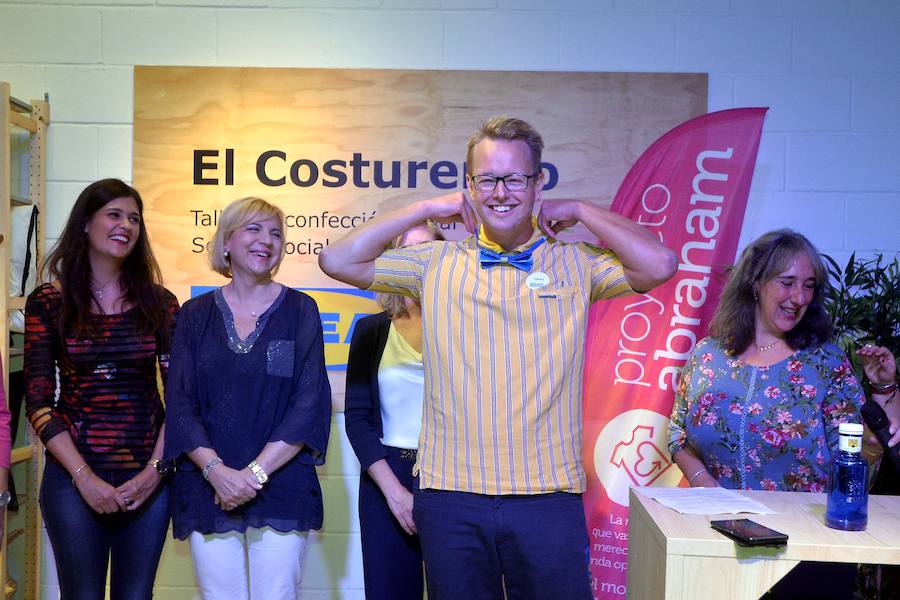 La iniciativa surge de la colaboración entre la ONG e Ikea Murcia, con el objetivo de facilitar la inserción laboral de personas en riesgo de exclusió