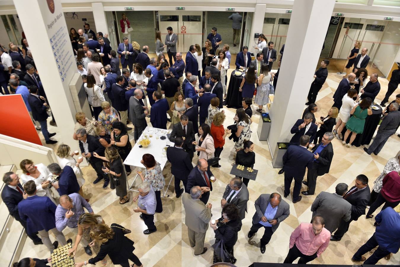 'La Verdad' reconoce la trayectoria de personas, empresas e instituciones referentes del sector agrícola