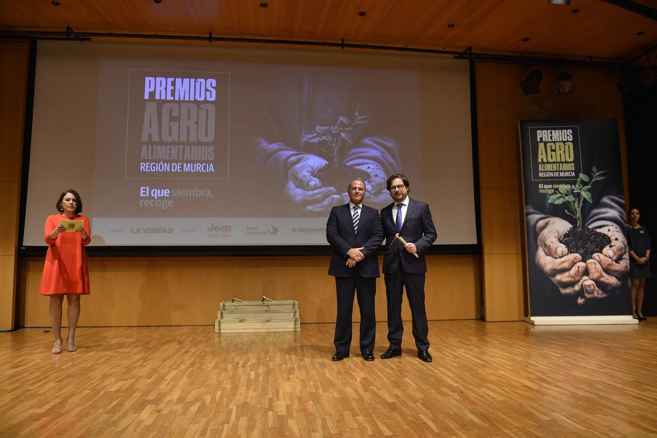 'La Verdad' reconoce la trayectoria de personas, empresas e instituciones referentes del sector agrícola