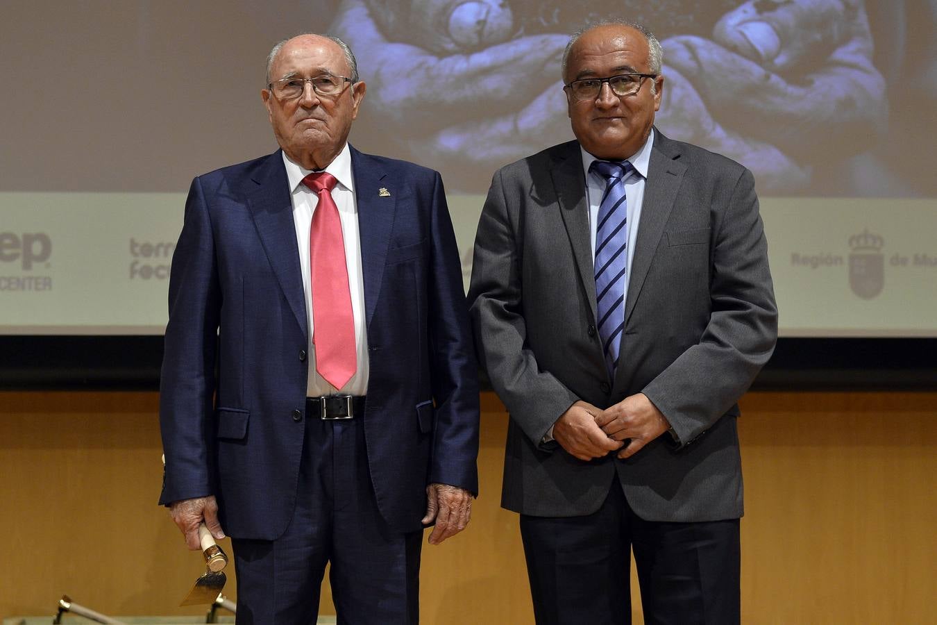 'La Verdad' reconoce la trayectoria de personas, empresas e instituciones referentes del sector agrícola