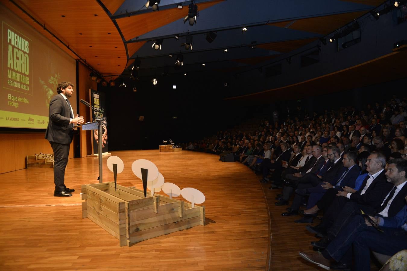 'La Verdad' reconoce la trayectoria de personas, empresas e instituciones referentes del sector agrícola