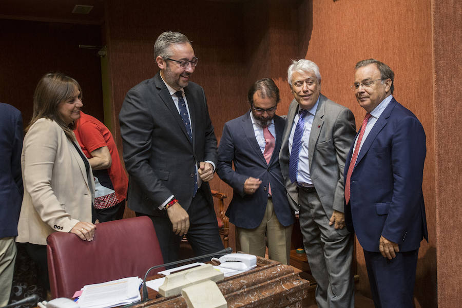 PP y Ciudadanos rechazaron este lunes en el pleno de la Asamblea Regional las enmiendas a la totalidad a la Ley de Aceleración Empresarial.