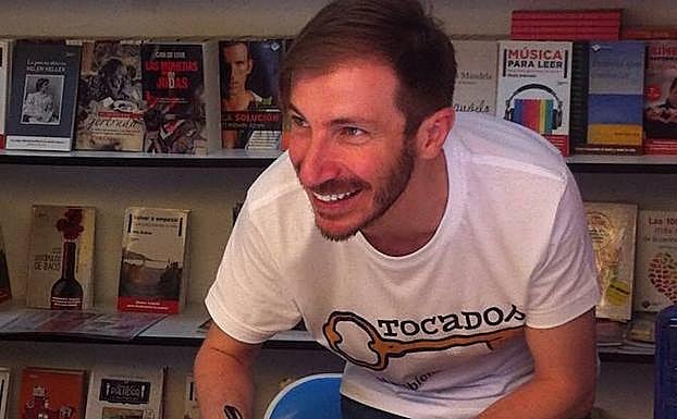 Damián emocionó a la Reina y al Congreso explicando su problema.