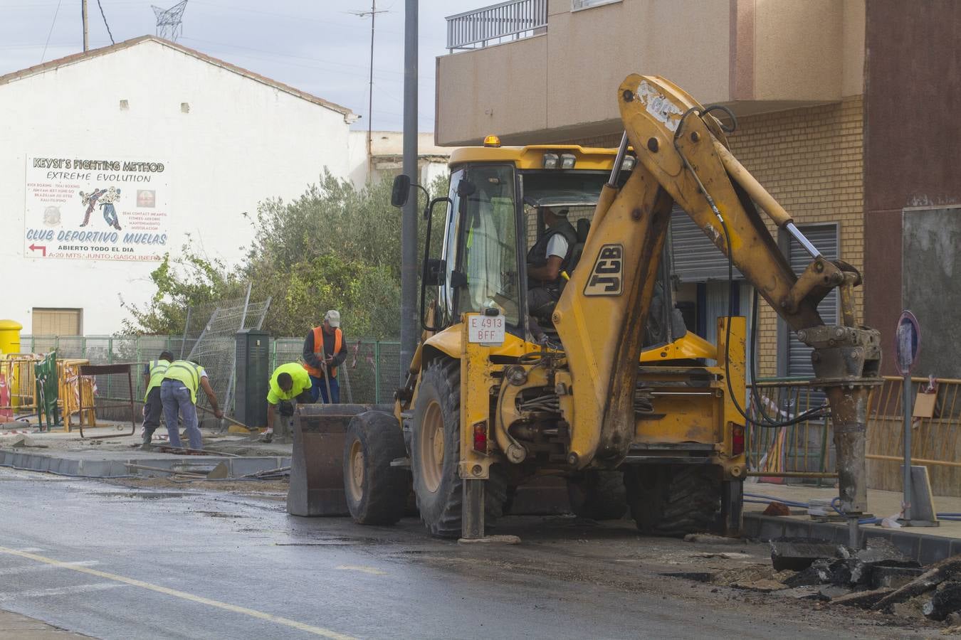 Las lluvias demuestran que el agua se cuela en los domicilios en esta primera fase y crece el temor a que también pase en las siguientes