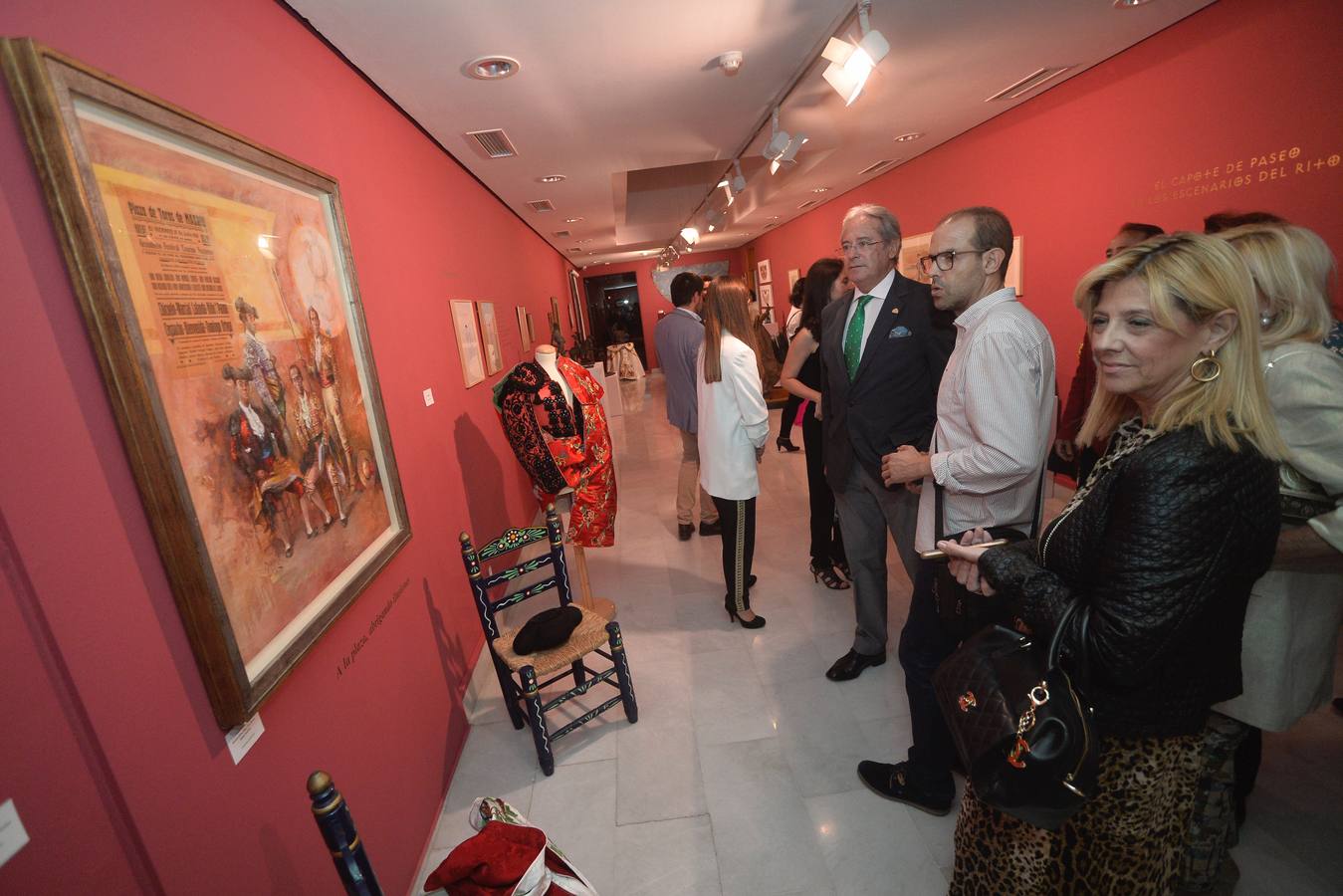 El Mubam acoge una muestra fotográfica de Roberto Kallmeyer y el Museo de la Ciudad de Murcia una serie de capotes de paseo