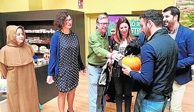 Presentación, ayer, de los actos de la 'Noche de brujas'. 