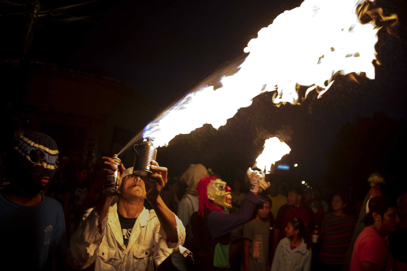 La tradicional fiesta de Los Agüizotes, un carnaval de disfraces terroríficos celebrado en Masaya (Nicaragua), se realizó este año con una disminución de participantes con motivo de las protestas al gobierno de Daniel Ortega.