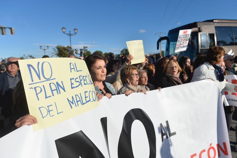 La concentración comenzó cerca de las 8.30 horas de la mañana, desde el propio Carril de las Cuatro Piedras, más concretamente donde está situado el colegio AYS