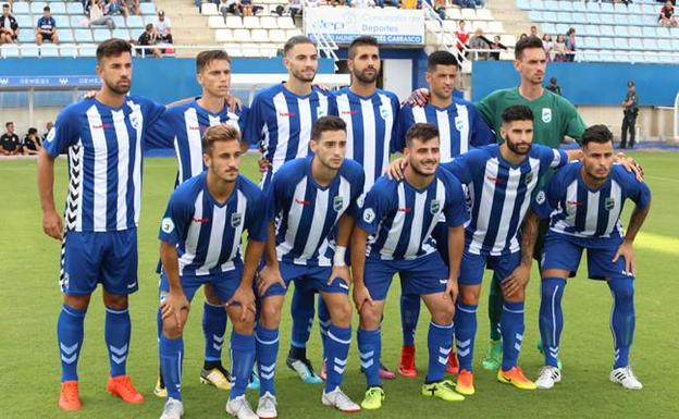 La plantilla antes de un partido. 