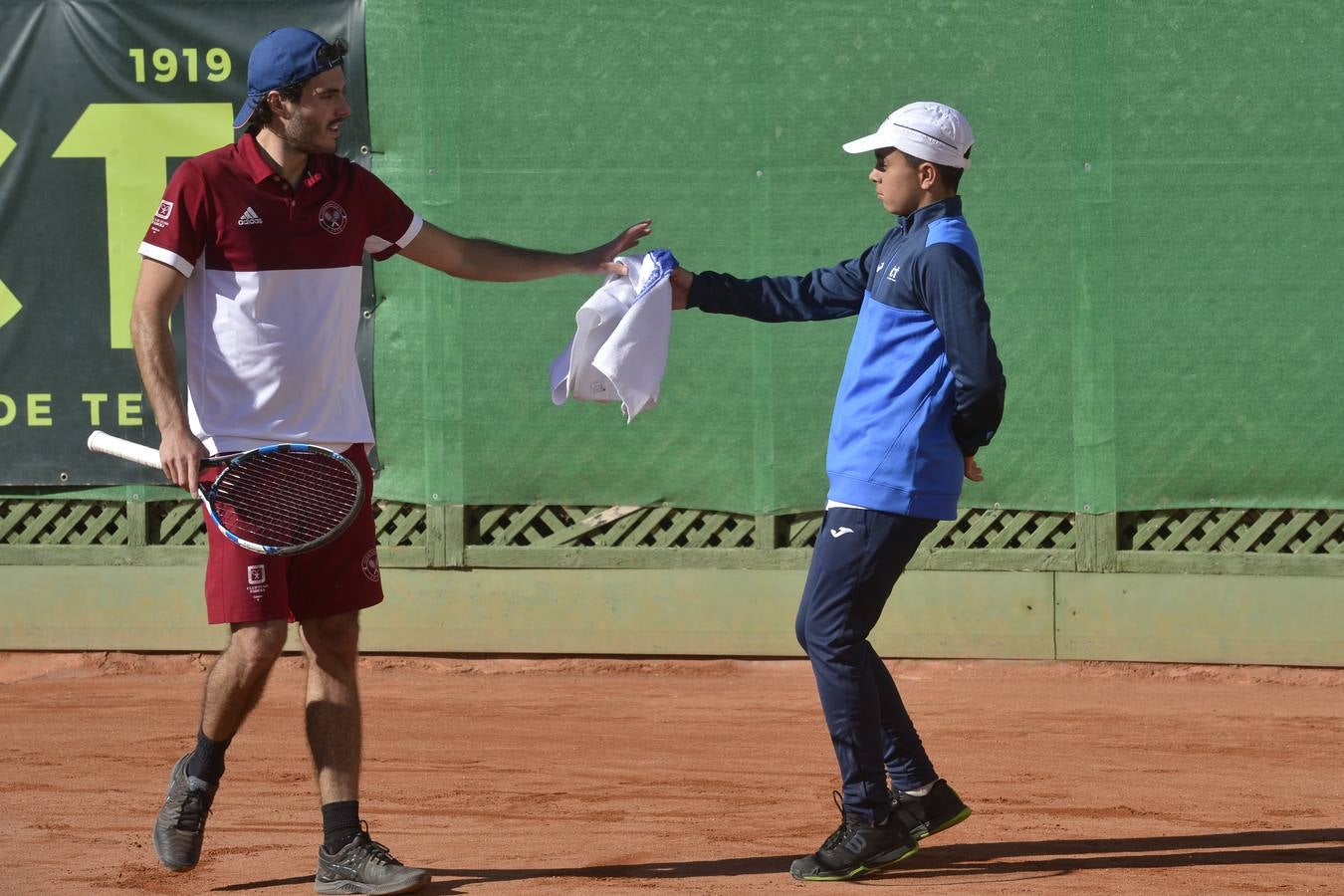 Chamartín de Madrid y Barcino de Barcelona son los otros clubes que se mediran en el otro emparejamiento tras los resultados de los partidos disputados este jueves en las instalaciones del Murcia CT