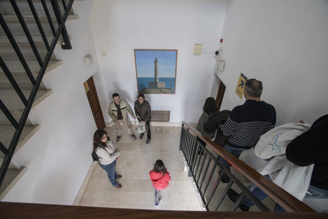 380 personas elegidas por sorteo entre las más de 3.600 solicitantes podrán disfrutar de las visitas al faro de Cabo de Palos, abierto al público por primera vez desde su inauguración en 1865.