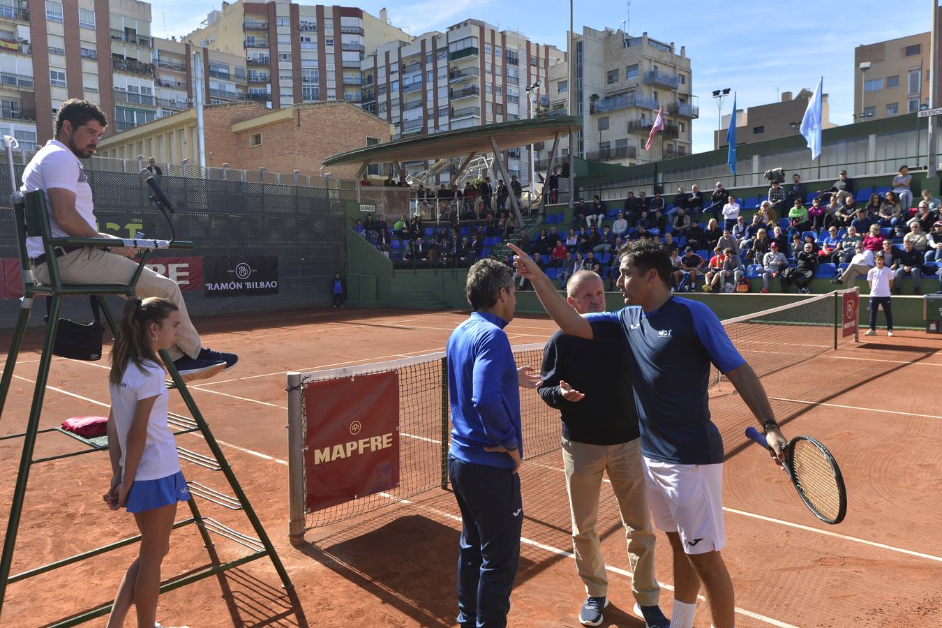 El tenista murciano logro imponerse a Álvaro López (3-6, 6-4, 6-4) en su partido de la final