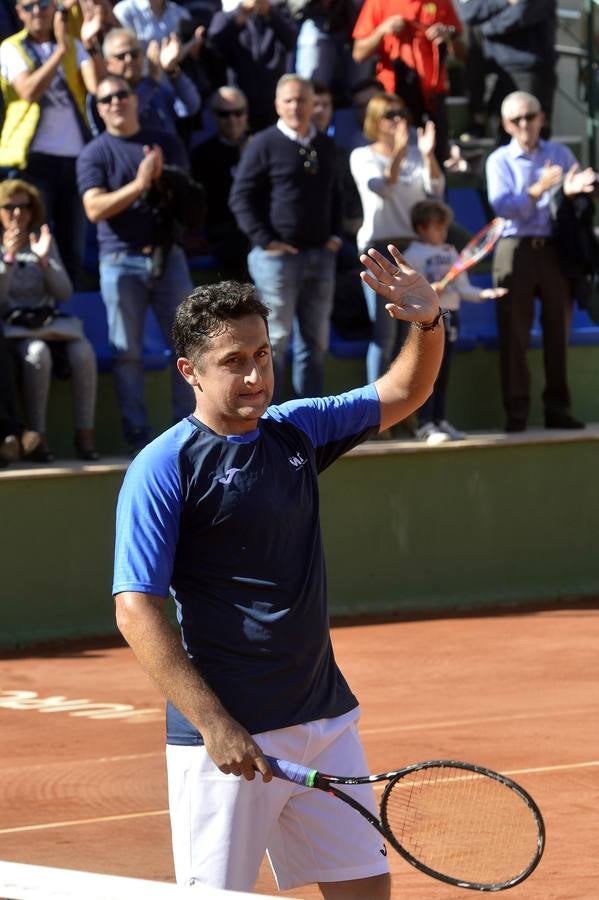 El tenista murciano logro imponerse a Álvaro López (3-6, 6-4, 6-4) en su partido de la final