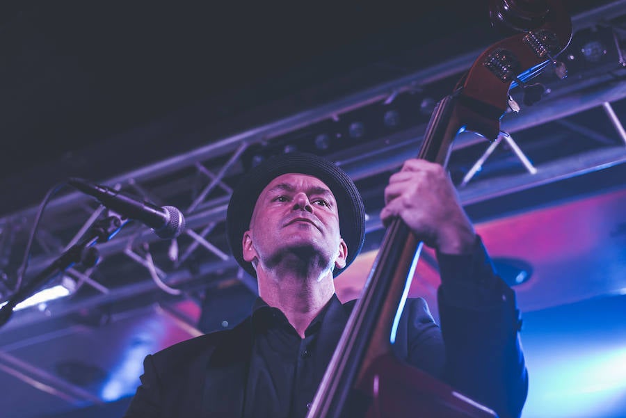 El guitarrista y cantante presentó en directo en la Sala REM, el sábado 3 de noviembre, su último EP, 'The Sun Session', grabado en los míticos estudios Sun Records en Memphis, por donde han pasado artistas de la talla de Elvis Presley, Johnny Cash y Jerry Lee Lewis.