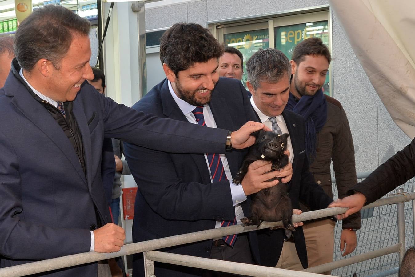 La Feria Ganadera, Industrial y Agroalimentaria de Lorca (Sepor) abre sus puertas en el Centro de Ferias y Congresos. 