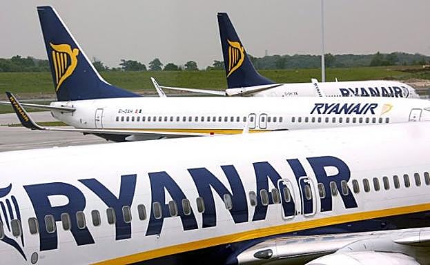 Ryanair cierra su página web y su aplicación durante esta tarde y noche