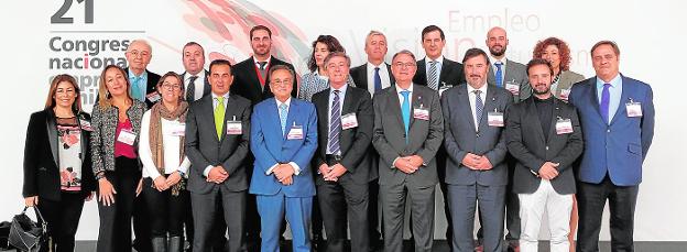 Delegación de Amefmur en el congreso nacional celebrado en Valencia. Am.