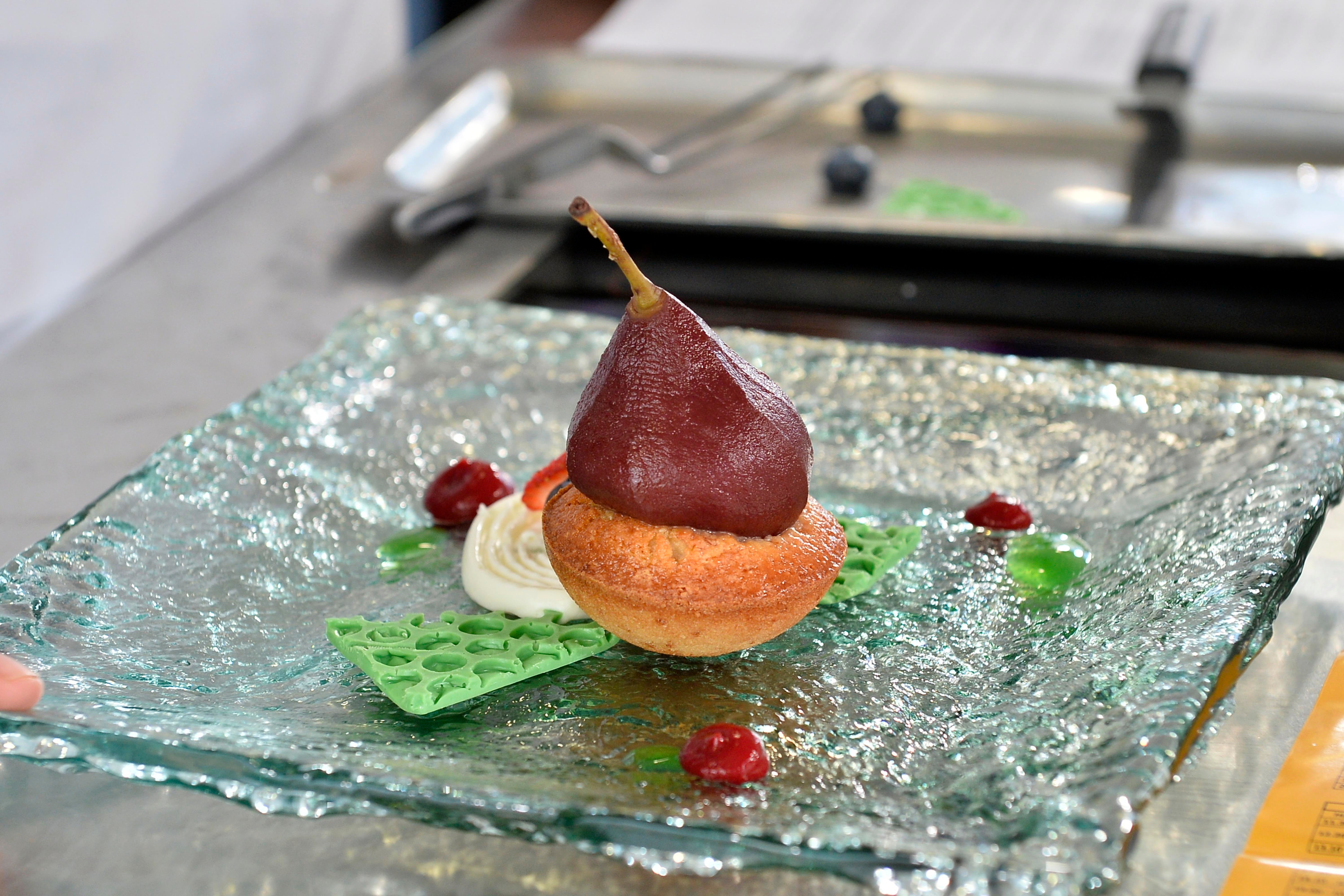 Una treintena de talleres acercan a los apasionados del arte culinario técnicas para una mejor y más sabrosa nutrición, y un recorrido por sabores y aromas del mejor producto