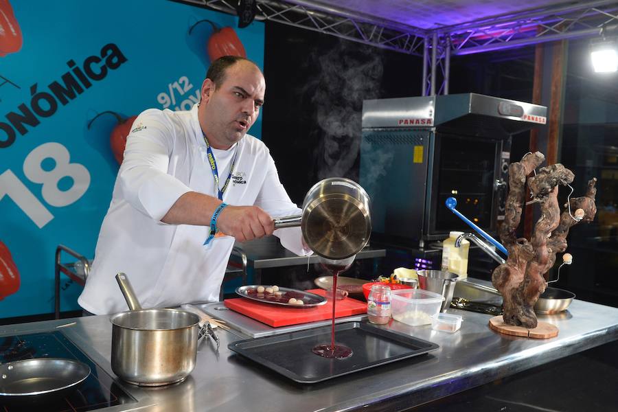 Comiendose el vino y si es de D.O. Bullas, mejor’, ponencia de Salvador Fernández (El Borrego).
