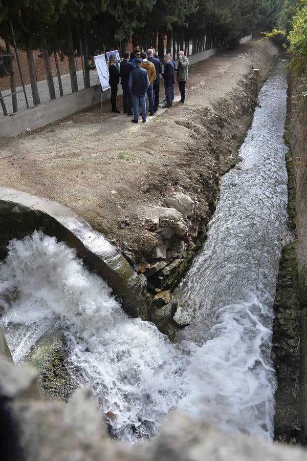 El proyecto, que contempla un mirador y la revegetación de la zona, permitirá pasear junto a la acequia de Churra la Vieja en Cabezo de Torres 