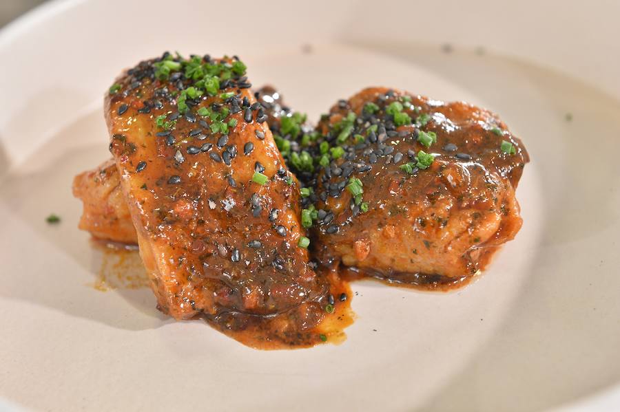 ‘Nuevos usos del salazón en colaboración con el departamento de I+D Ricardo Fuentes. Presentación del Perro limón’, ponencia de José Cremades (La Palera).