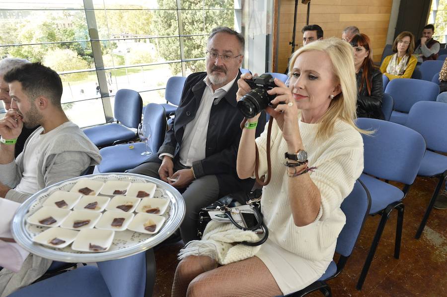 ‘Cocinando con los cinco sentidos’, ponencia de Marco Antonio Iniesta y María Egea (Restaurante Frases).