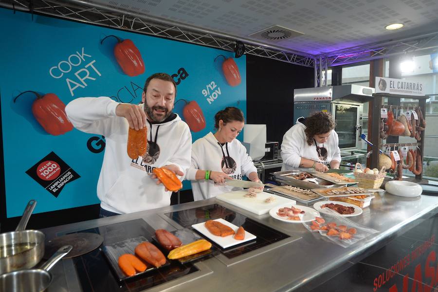 Tomás Écija trajo diferentes elaboraciones de gallina murciana en su ponencia de Murcia Gastronómica. 
