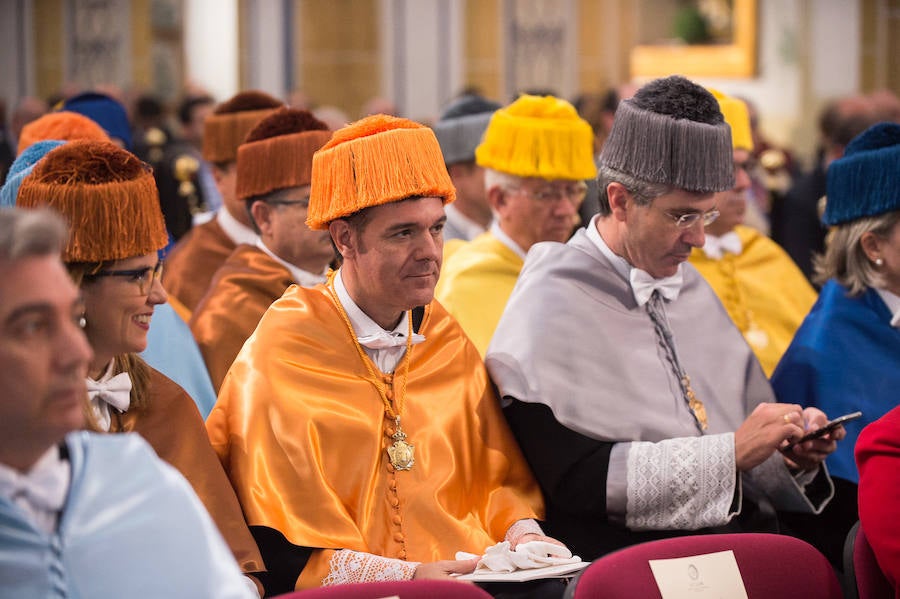El presidente de la Universidad Católica justifica la ausencia de miembros del Ejecutivo de López Miras en el acto de apertura del curso académico porque «hemos querido estar en paz»