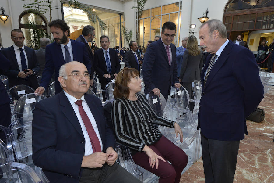 El presidente de Bankia reconoce en el Foro Nueva Murcia estar «muy satisfecho» con la fusión con BMN porque el objetivo es que fuera un proceso «rápido y eficaz»