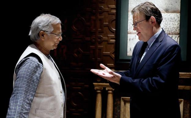 Puig junto al nobel de la Paz Muhammad Yunus, este jueves en Valencia.