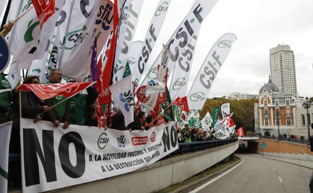 Manifestación de funcionarios de Justicia en Madrid en contra de la reforma de la Ley del Poder Judicial 16 noviembre 2018. 