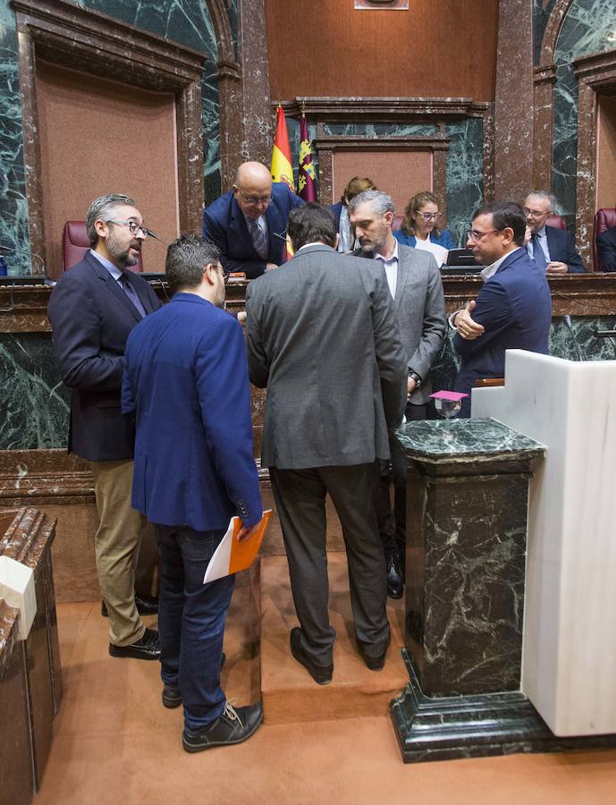 Los portavoces se han reunido en la mañana de este jueves para concretar el orden de las mociones.