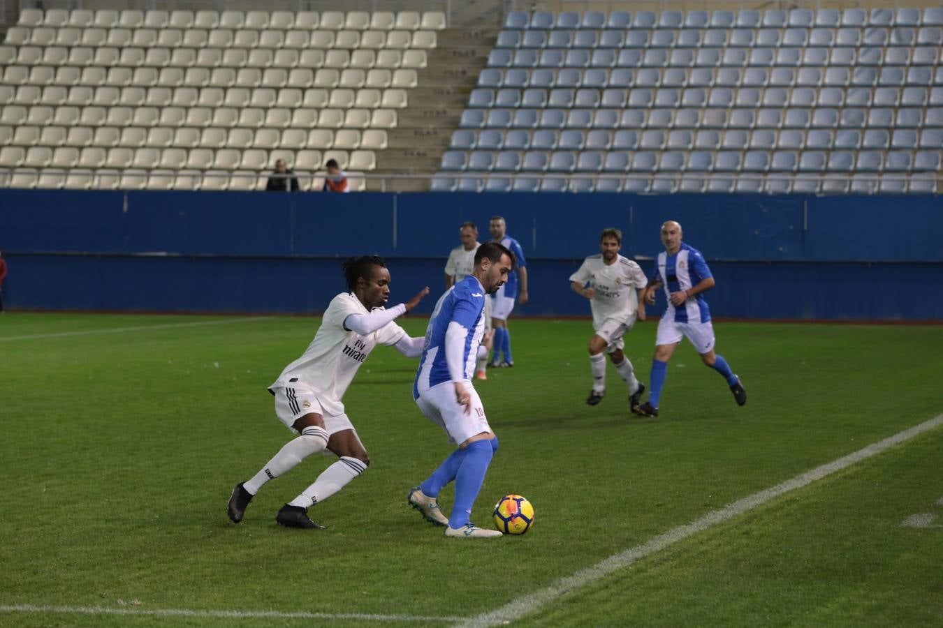 Partidazo en el Artés con motivo del Patrón de Lorca entre las leyendas del Lorca que entrenó Unai Emery y las del Real Madrid