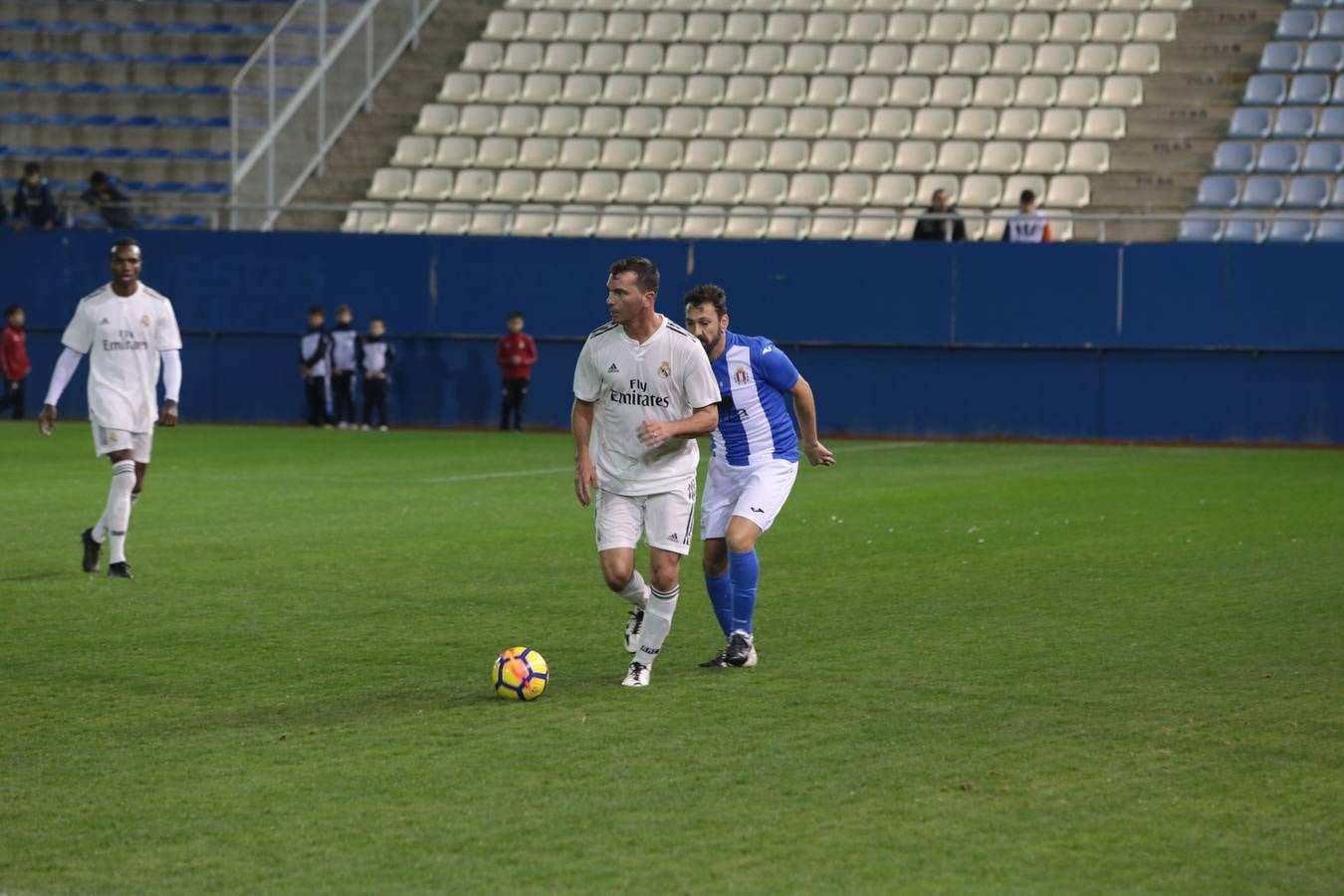 Partidazo en el Artés con motivo del Patrón de Lorca entre las leyendas del Lorca que entrenó Unai Emery y las del Real Madrid