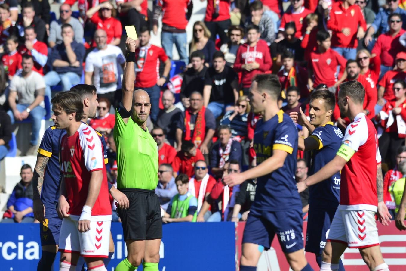 Los universitarios ganaron gracias a los goles de Kilian Grant y de Isi Ros, la expulsión de este último en la segunda parte marcó el dominio final de los de Herrero, que no aprovecharon la superioridad para empatar el encuentro