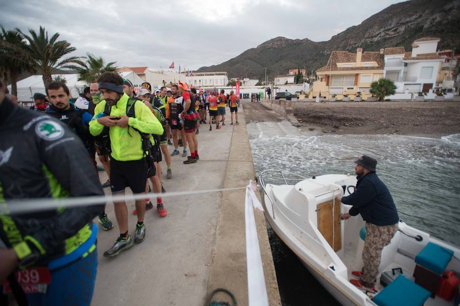 Repite triunfo en el maratón, por delante de Manuel López, que se abrió la cabeza al chocar contra una señal de tráfico