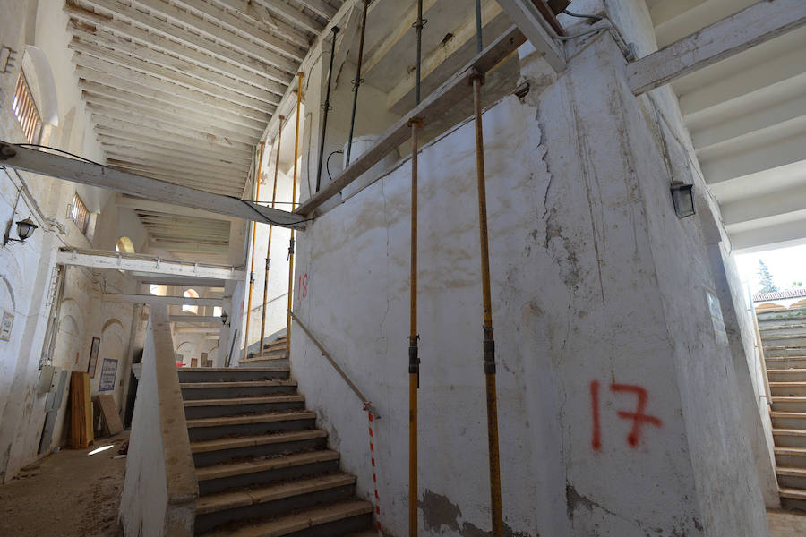 Según adelantó la consejera de Cultura, Miriam Guardiola, el edificio será un espacio multifuncional que acogerá espectáculos culturales, deportivos, eventos comerciales y de ocio