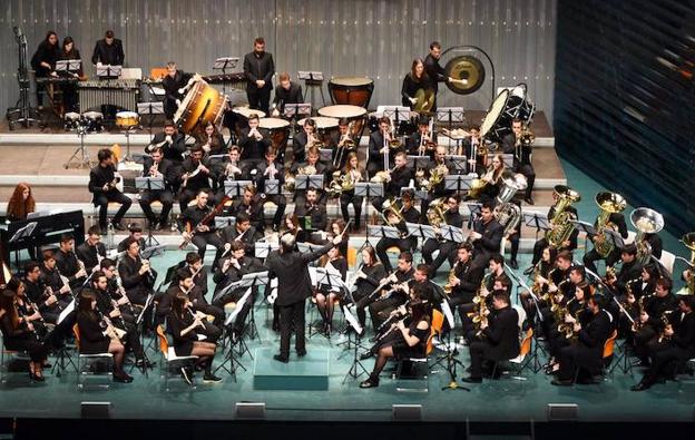 Un concierto de la Sinfónica de la Federación de Bandas de la Región de Murcia en el Auditorio El Batel de Cartagena.