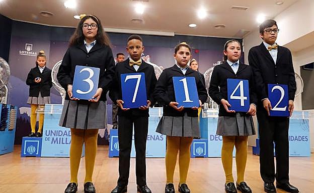 Primer premio de la Lotería del Niño.