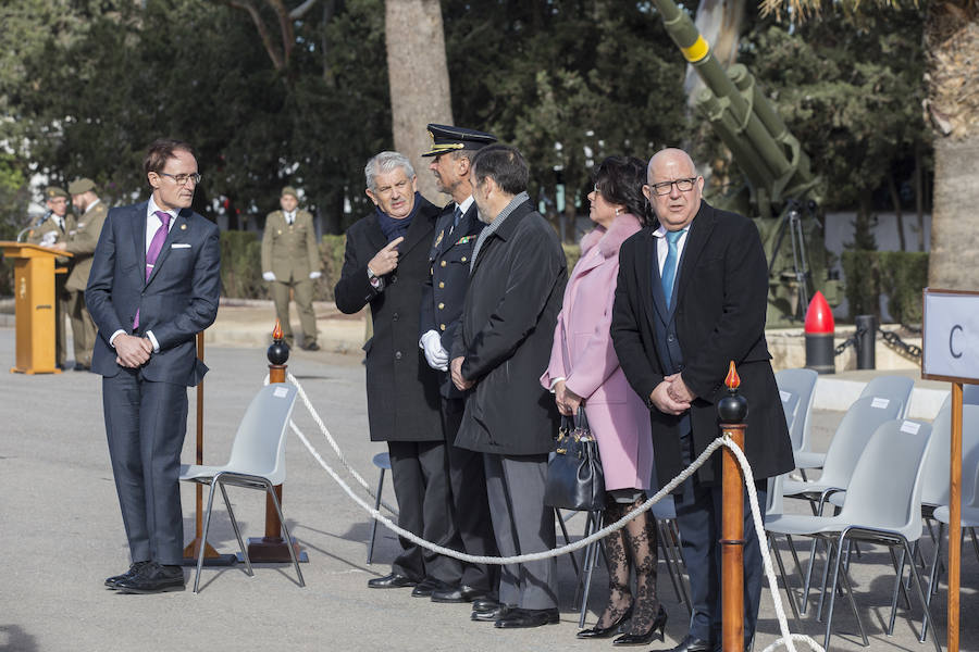 En la ceremonia, que ha tenido lugar en el Acuartelamiento Tentegorra, en Cartagena, la toma de posesión al puesto de coronel jefe de Carlos Javier Frias Sanchez