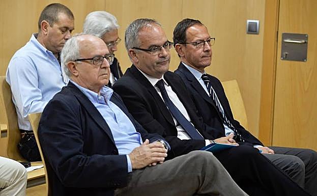 MAYO 2018. El exalcalde Cámara sale absuelto del banquillo