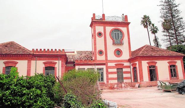 1. Finca familiar. La Casa del Pino, una de las edificaciones cuyo interior fue restaurado por Asoarte. 