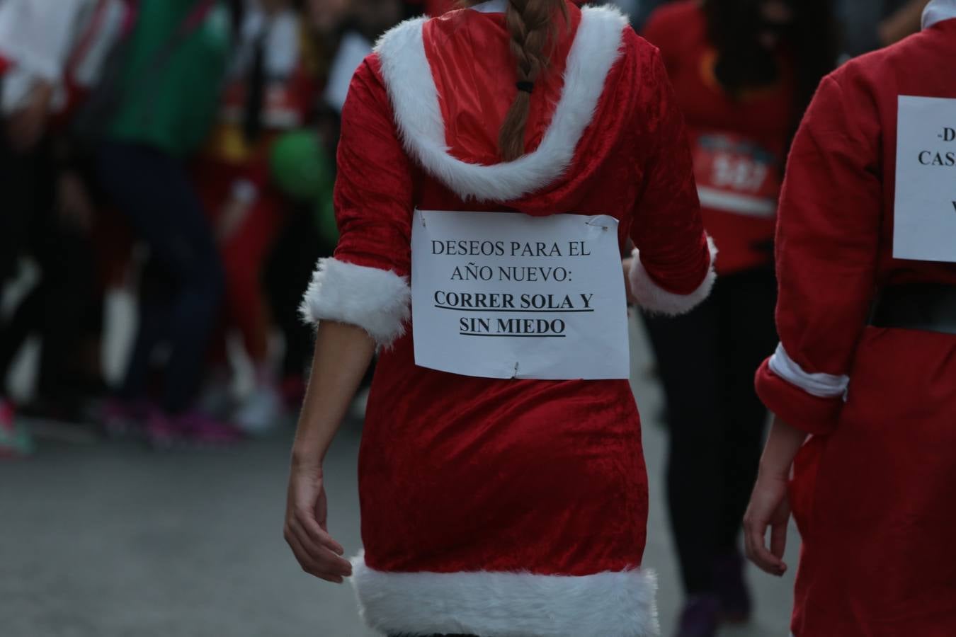 Casi un millar de corredores despiden el año disfrutando del deporte en la Ciudad del Sol por una buena causa