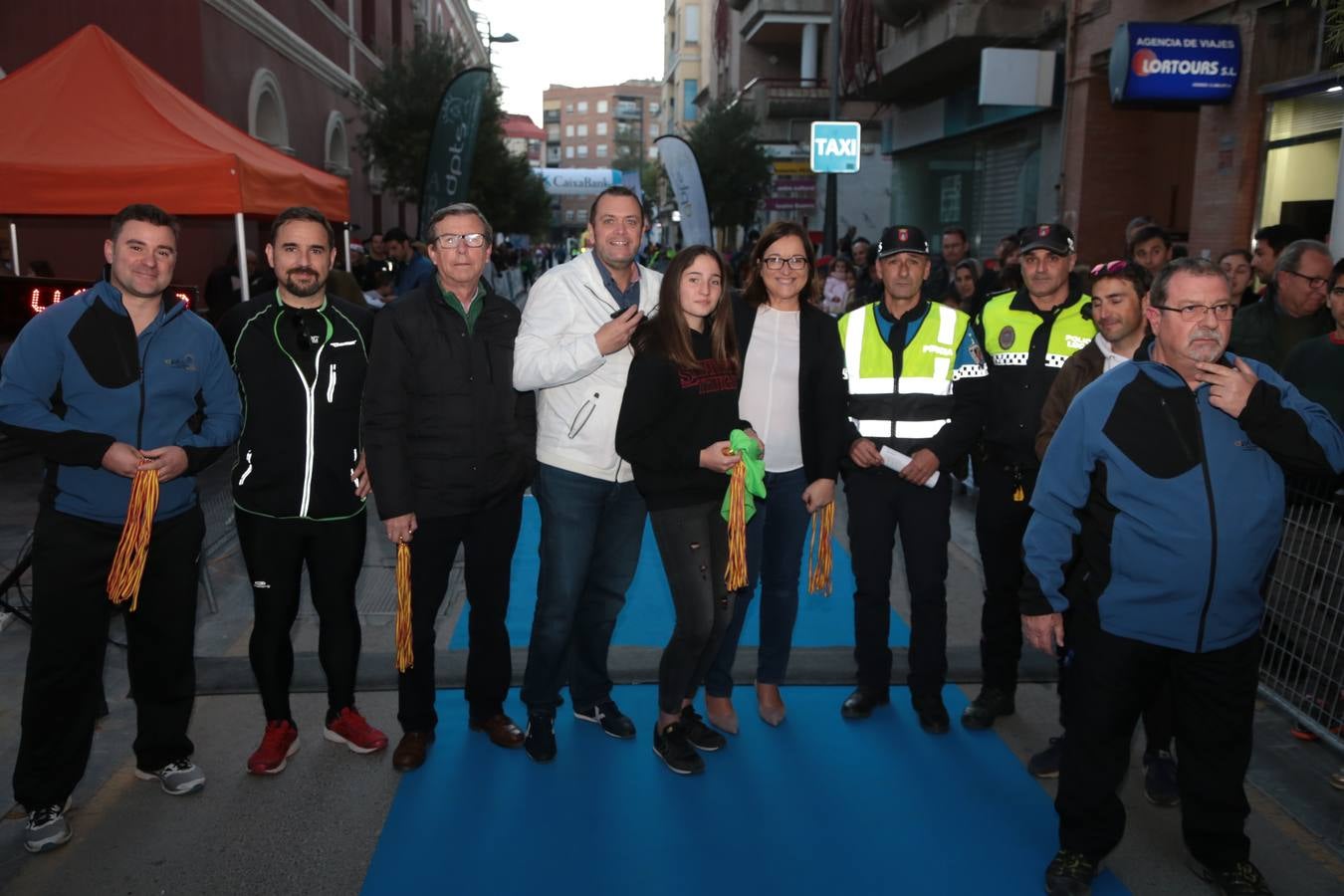 Casi un millar de corredores despiden el año disfrutando del deporte en la Ciudad del Sol por una buena causa