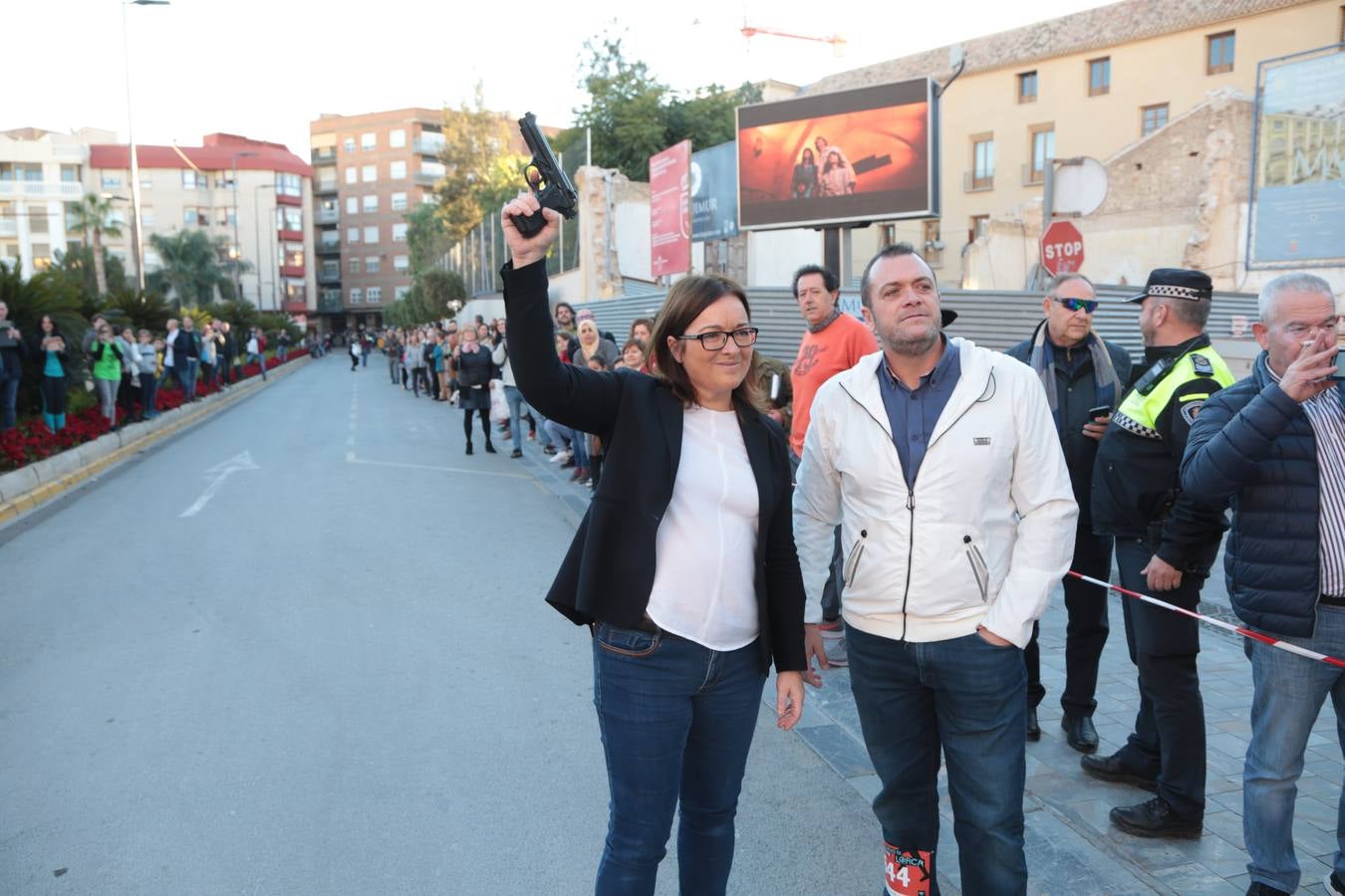 Casi un millar de corredores despiden el año disfrutando del deporte en la Ciudad del Sol por una buena causa