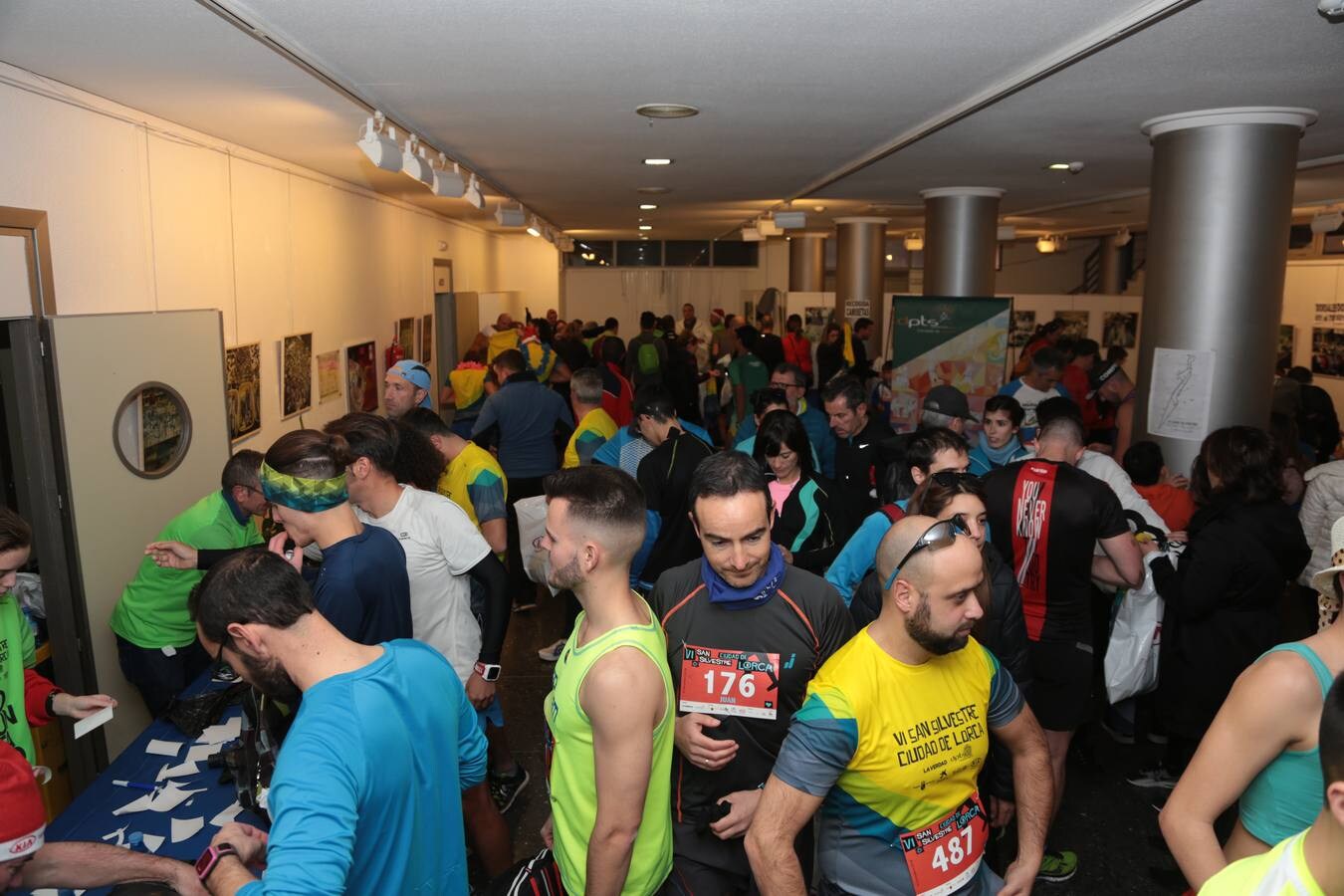 Lorca despidió el año corriendo la VI San Silvestre Ciudad de Lorca, que se corrió en la última tarde del año 2018